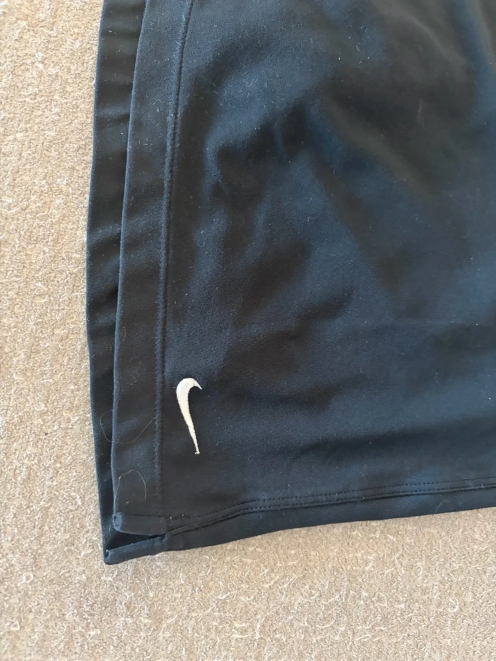 Nike Black Performance Skort with White Swoosh XS - Picture 2 of 6